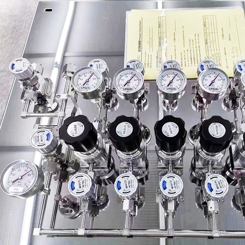 fully automated manifold design with ultra high purity manifolds fully automated manifold design with ultra high purity manifolds