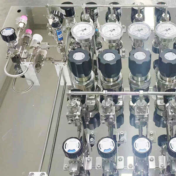 Gas-Changeover-Manifold-12 Semi Automatic And Automatic Switching Speicialty Gas Changeover Manifold Panel With Semiconductor Valve Manifold Box Gas Pressure Regulators